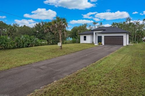3646 33rd Ave, Naples, FL 34120-1588