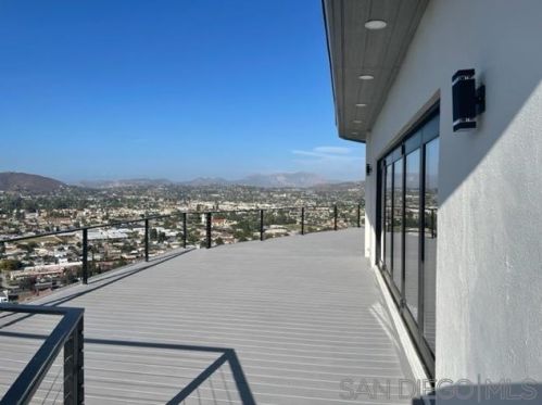 1110 Monterey Dr, El Cajon CA  92020-6718 exterior