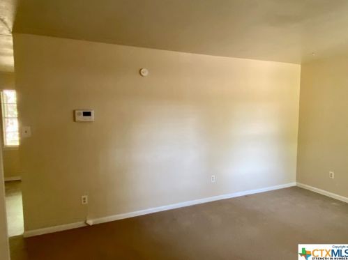 608 11th St, Copperas Cove, TX 76522-0015
