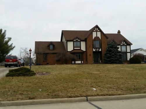 2475 Brook Haven Ln, Hinckley, OH 44233-9671