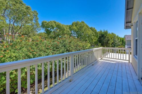 2710 Cyn Ave, San Diego CA 92123-5428 exterior