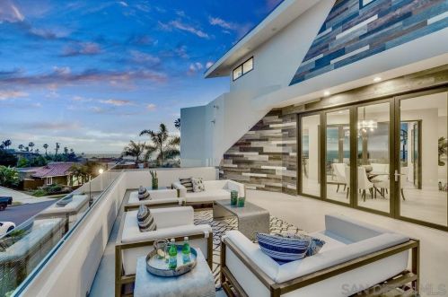 4410 Adair St, San Diego CA  92107-3802 exterior