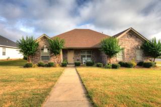 2214 Henry Ave, Benton, AR 72022-9220
