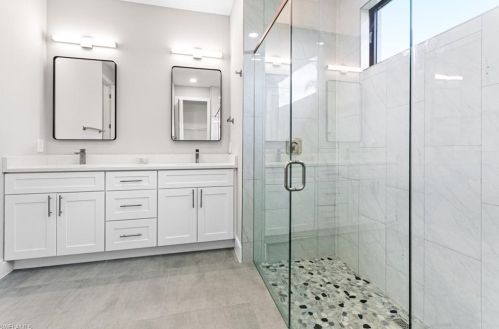 2704 34 St, Lehigh Acres FL 33976-4104 exterior