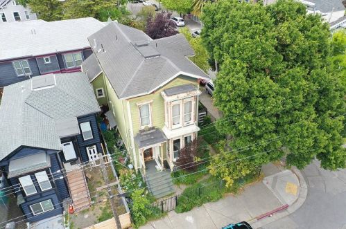 1454 9th St, Oakland, CA 94607-1957