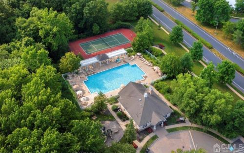 35 Carlisle Ct, Old Bridge NJ  08857-2777 exterior