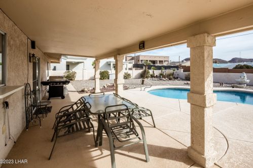 3886 Whaler Dr, Lake Havasu City AZ  86406-4302 exterior