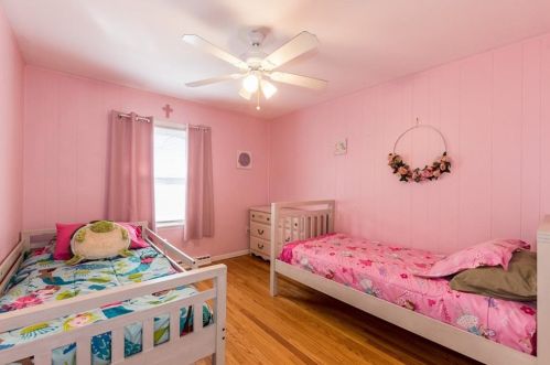 298 England St, Cumberland RI  02864-7209 exterior