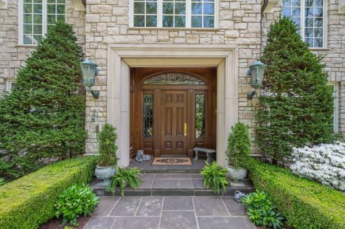 1820 Woodlands Cir, Pittsburgh, PA 15241-2674