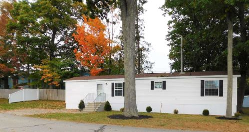 24 Black Forest Rd, North Hampton, NH 03862-4435