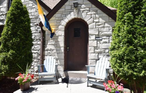 3009 77 St, Milwaukee WI 53222-5018 exterior