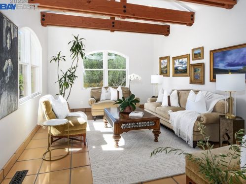 1080 Victorine Rd, Livermore CA  94551-6635 exterior