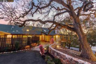 2423 Royal Oaks Dr, Alamo, CA 94507-2238