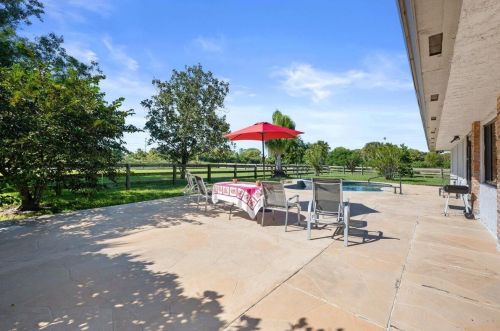 17652 Shetland Ln, Town Of Loxahatchee Groves FL  33470-3948 exterior
