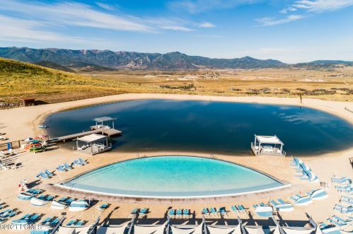 3204 Wapiti Canyon Rd, Park City UT  84098-6241 exterior