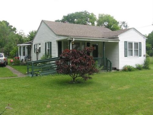 108 Phillips St, Berea, KY 40403-1625