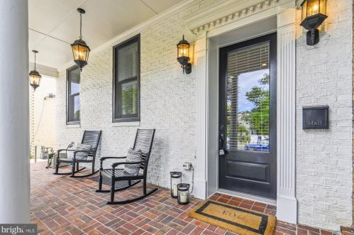 703 Maryland Ave, Washington, DC 20002-5233