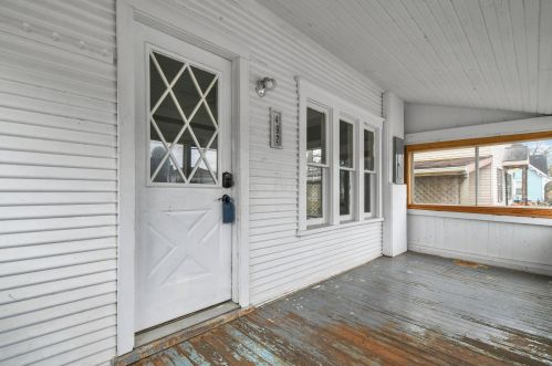 492 Jefferson St, Pataskala OH  43062-8207 exterior