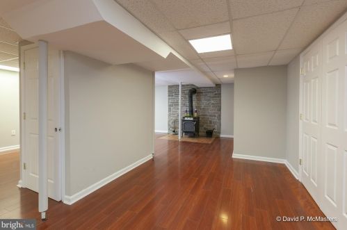 277 Black Cub Run Ln, Harpers Ferry WV  25425-6805 exterior