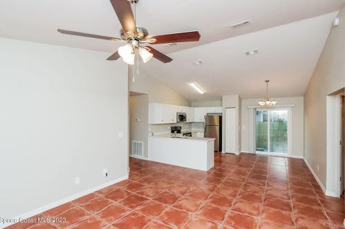 1346 21st Ave, Vero Beach FL  32962-6143 exterior