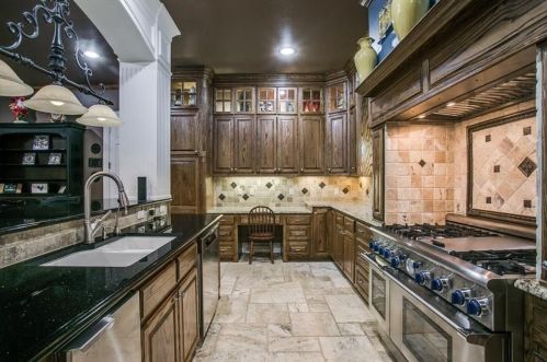 8100 Rosemont Dr, Plano TX  75025-2569 exterior
