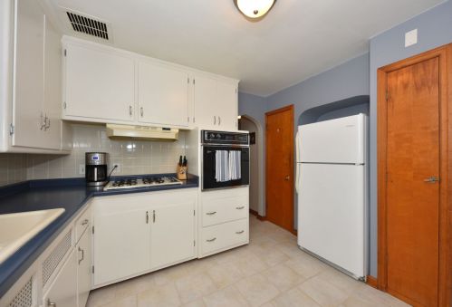 2860 77 St, Milwaukee WI 53219-2767 exterior