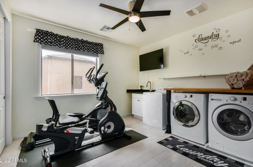 2110 Virgo Pl, Chandler AZ  85249-5899 exterior