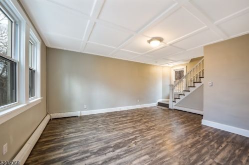 30 Tisco Ave, High Bridge, NJ 08829-2501