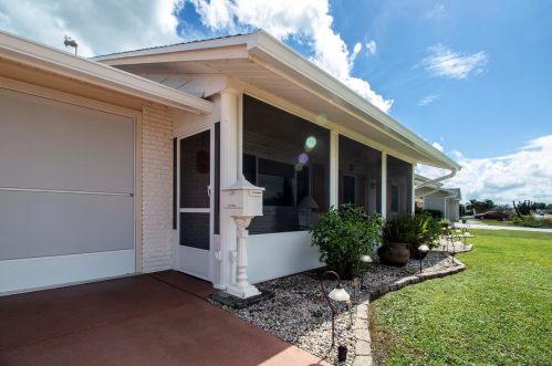 1519 Allegheny Dr, Ruskin, FL 33573-5001