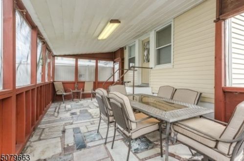 25 Race St, Nutley NJ  07110-2627 exterior