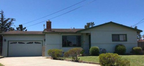 3002 Liberty Ct, Marina CA  93933-3619 exterior