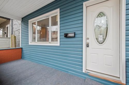 1306 Margaret St, Whitaker, PA 15120-2050