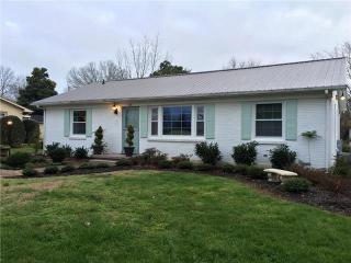 603 5th St, Lawrenceburg, TN 38464-2843