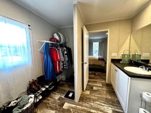 36 Cedar St, Hinsdale NH  03451-2427 exterior