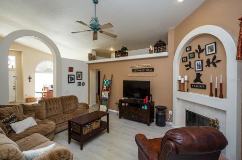 585 Serenity Pl, Lake Mary FL  32746-6387 exterior