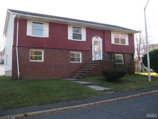 163 Lafayette Pl, Englewood, NJ 07631-3338