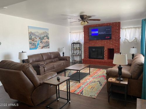 320 Sage St, Sunizona, AZ 85625-4009