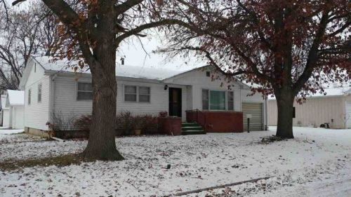 235 Thomsen Ave, South Minden, NE 68959-2064