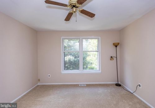 1151 Harbour Dr, Palmyra NJ 08065-2216 exterior