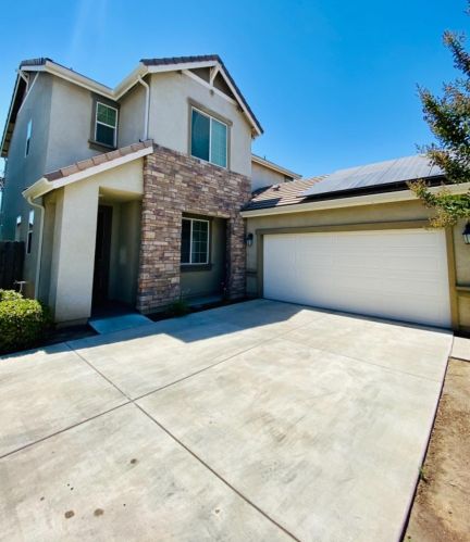 4329 Pinsapo Dr, Fresno, CA 93722-6454
