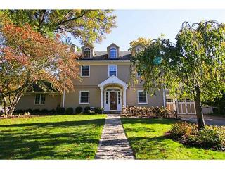 544 Academy Ave, Sewickley, PA 15143-1170