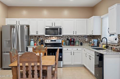 5014 6 St, Phoenix AZ 85012-1311 exterior