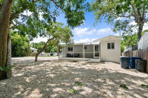 238 Lignumvitae Dr, Key Largo FL  33037-4538 exterior