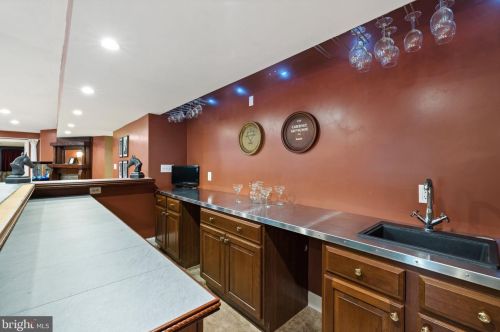 14829 Cox Creek Ct, Haymarket VA  20169-2626 exterior