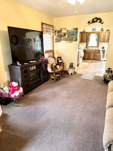 255 Blackhawk Rd, Beaver Falls PA  15010-1465 exterior