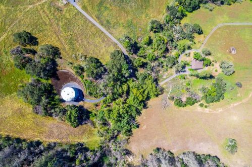 965 Los Alamos Rd, Santa Rosa, CA 95409-4462