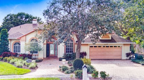 3749 Oakhill Dr, Titusville, FL 32780-3532