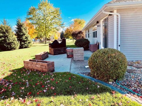 3373 Heaven Dr, Green Bay WI  54311-8906 exterior