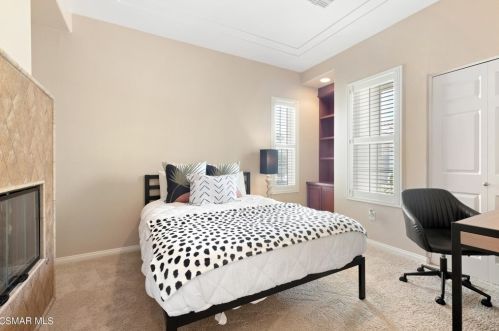 80752 Via Puerta Azul, La Quinta CA  92253-7777 exterior