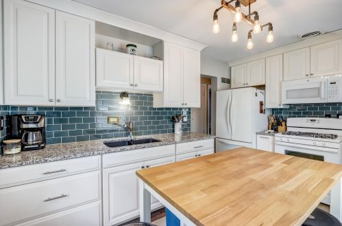 2773 51, Milwaukee WI 53219-3260 exterior